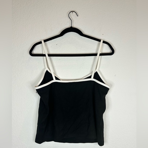 Halogen Spaghetti Strap Crop Tank Top Size Medium - Picture 4 of 6